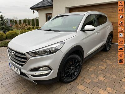 używany Hyundai Tucson 1.7dm 116KM 2015r. 173 500km