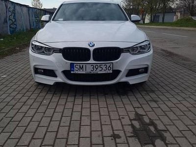 Biały Używany 2015 BMW 330 Sedan/Limuzyna | 93 800 zł