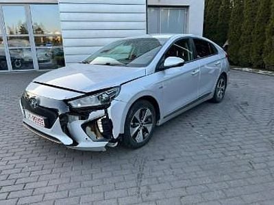 Srebrny Używany 2018 Hyundai Ioniq Hatchback | 32 000 zł