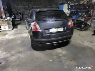 używany Fiat Stilo 1.6 bezyna 2003rok dlugie oplaty zaMiana