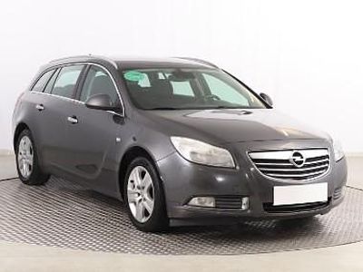 Szary Używany 2011 Opel Insignia Kombi | 15 999 zł