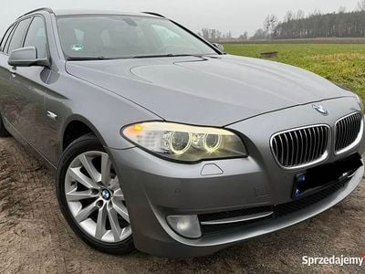 Szary Używany 2013 BMW 520 Kombi | 34 900 zł (Super Cena)