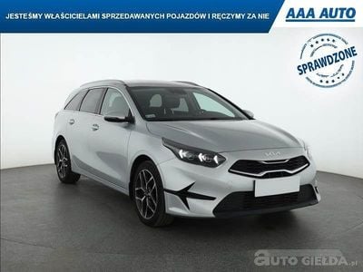 Używany Kia Ceed 2022 Srebrny Hatchback