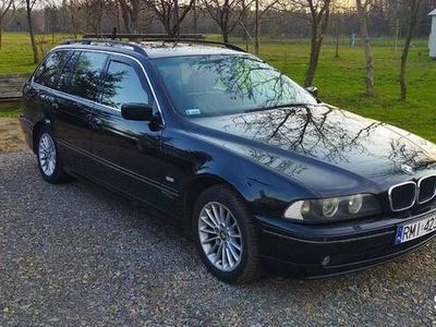 Używany BMW 520 2002 Czarny Sedan/Limuzyna