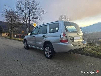 Srebrny Używany 2006 Subaru Forester SUV | 19 900 zł