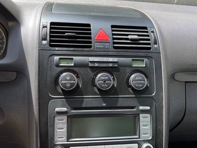 Używany VW Touran 105 KM (77 kW) 2006 Minivan