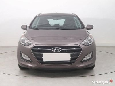 Brązowy Używany 2015 Hyundai i30 Kombi | 29 999 zł (Uczciwa cena)