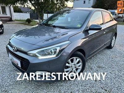 Używany Hyundai i20 100 KM (73 kW) 2017 Szary (metalik) Hatchback