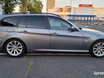 Używany BMW 318 2009 Szary Kombi