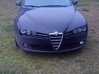 Czarny Używany 2011 Alfa Romeo 159 Kombi | 14 000 zł (Uczciwa cena)