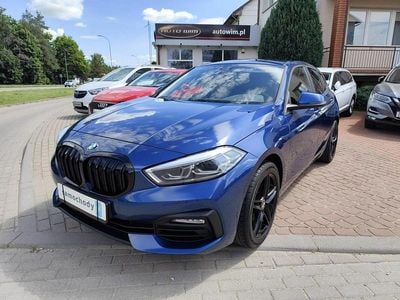 Używany BMW 118 140 KM (102 kW) 2022 Niebieski (metalik) Hatchback