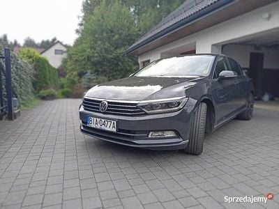 Używany VW Passat Highline 2017 Szary Sedan/Limuzyna