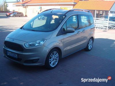 używany Ford Tourneo Courier 