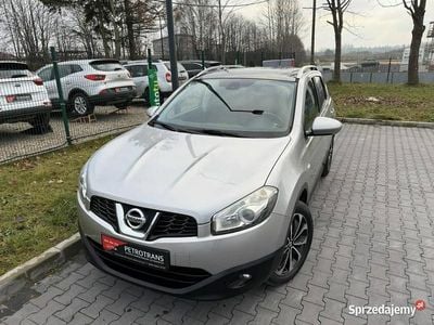 Srebrny Używany 2012 Nissan Qashqai SUV | 26 900 zł (Dobra cena)