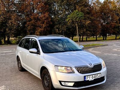 Srebrny Używany 2013 Skoda Octavia Kombi | 24 500 zł (Dość drogi)