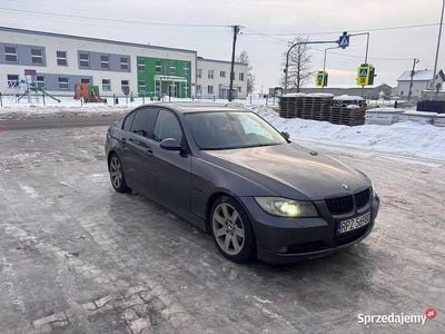 Używany 2005 BMW 320 Sport Line Sedan/Limuzyna | 15 200 zł (Uczciwa cena)