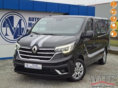 Czarny (metalik) Używany 2023 Renault Trafic Minivan | 107 900 zł
