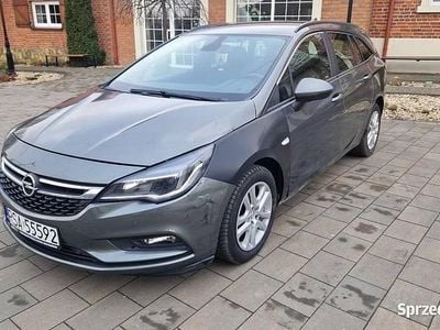 używany Opel Astra 2018r