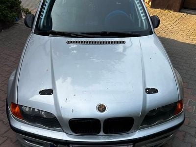Srebrny Używany 1999 BMW 328 Sedan/Limuzyna | 37 000 zł