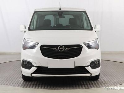 Biały Używany 2019 Opel Combo Pickup | 45 999 zł