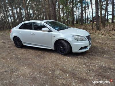 Używany Suzuki Kizashi Sport 2011 Biały Sedan/Limuzyna