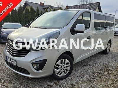 Srebrny Używany 2015 Opel Vivaro Minivan | 52 900 zł (Dobra cena)