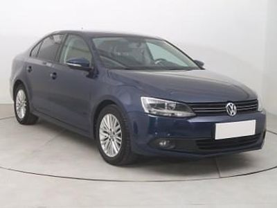 Używany VW Jetta 105 KM (77 kW) 2012 Niebieski Sedan/Limuzyna