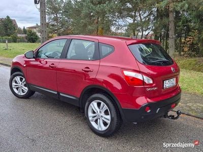 Bordowy Używany 2011 Nissan Qashqai SUV | 31 900 zł (Dość drogi)
