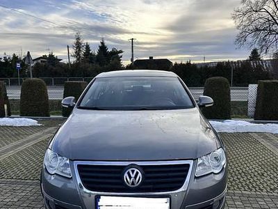 Używany VW Passat 2005 Szary Sedan/Limuzyna