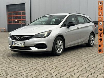 Srebrny (metalik) Używany 2022 Opel Astra Hatchback | 49 900 zł (Dobra cena)