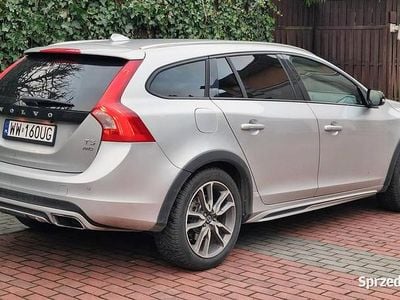 Używany Volvo V60 CC Summum 2016 Kombi