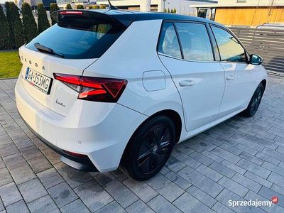 Biały Używany 2023 Skoda Fabia Hatchback | 59 000 zł (Drogi)