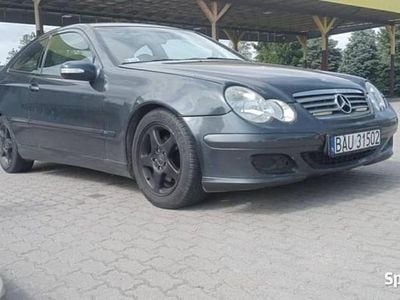 używany Mercedes 220 