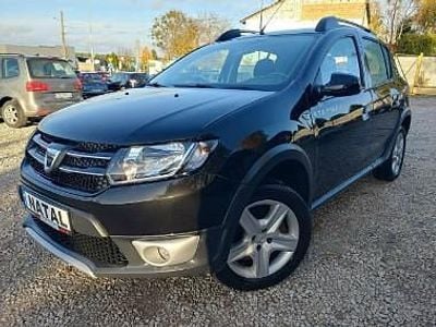 Czarny Używany 2016 Dacia Sandero Stepway Hatchback | 25 900 zł (Uczciwa cena)