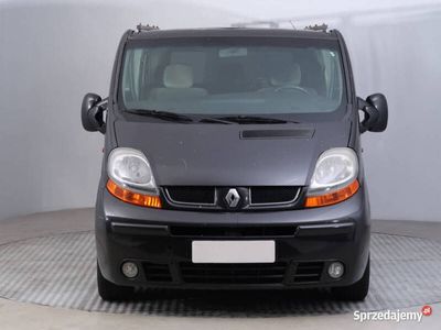 używany Renault Trafic 2.5 dCi