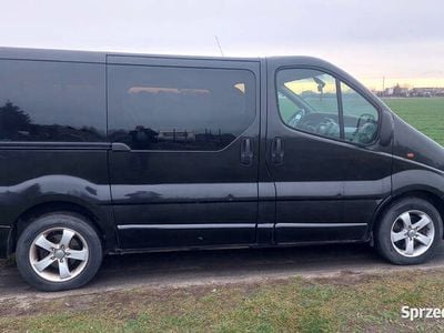 Używany Opel Vivaro 2007 Czarny Minivan