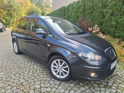 Szary Używany 2011 Seat Altea XL Copa Minivan | 15 700 zł