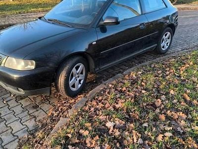 Czarny Używany 2001 Audi A3 Hatchback | 2500 zł (Uczciwa cena)