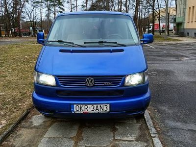 używany VW Caravelle 2001, klimatyzacja,hak,