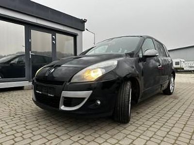 Czarny Używany 2011 Renault Scénic Minivan | 18 900 zł (Uczciwa cena)