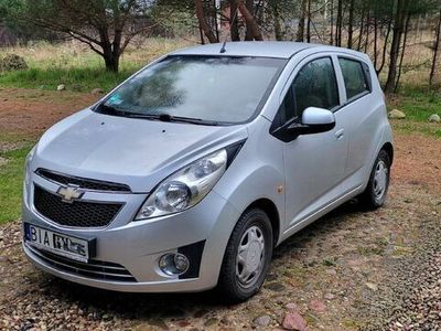 używany Chevrolet Spark 1.0 benzyna oszczędny 2011 srebrny sprawny