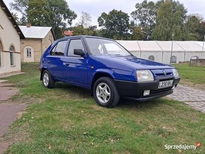 Niebieski Używany 1993 Skoda Favorit Hatchback | 9900 zł