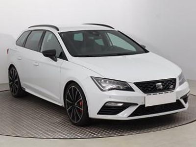 Biały Używany 2018 Seat Leon Kombi | 76 999 zł (Uczciwa cena)