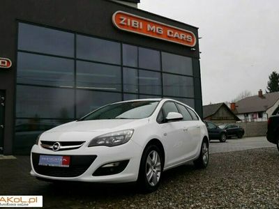 używany Opel Astra 1.6dm 110KM 2015r. 257 200km