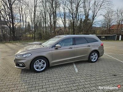 Złoty Używany 2019 Ford Mondeo Kombi | 60 700 zł (Uczciwa cena)