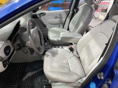 Używany Mercedes A190 2001 Niebieski Hatchback