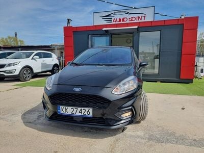 Czarny (metalik) Używany 2018 Ford Fiesta ST-Line Hatchback | 41 900 zł (Dość drogi)