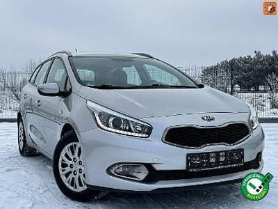 Używany Kia Ceed 135 KM (99 kW) 2015 Srebrny (metalik) Hatchback