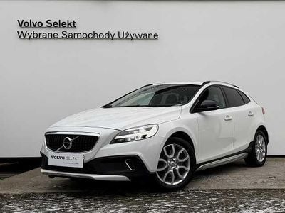 Biały Używany 2017 Volvo V40 CC Kombi | 79 900 zł