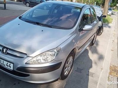 Srebrny Używany 2003 Peugeot 307 Hatchback | 6999 zł (Uczciwa cena)